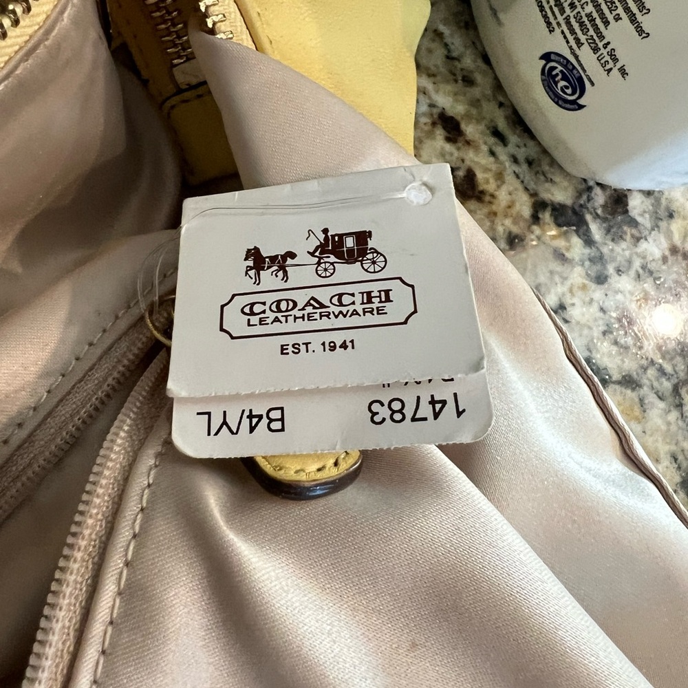 Coach Yellow Leather Shoulder Bag with Front Pocket - Picture 6 of 6